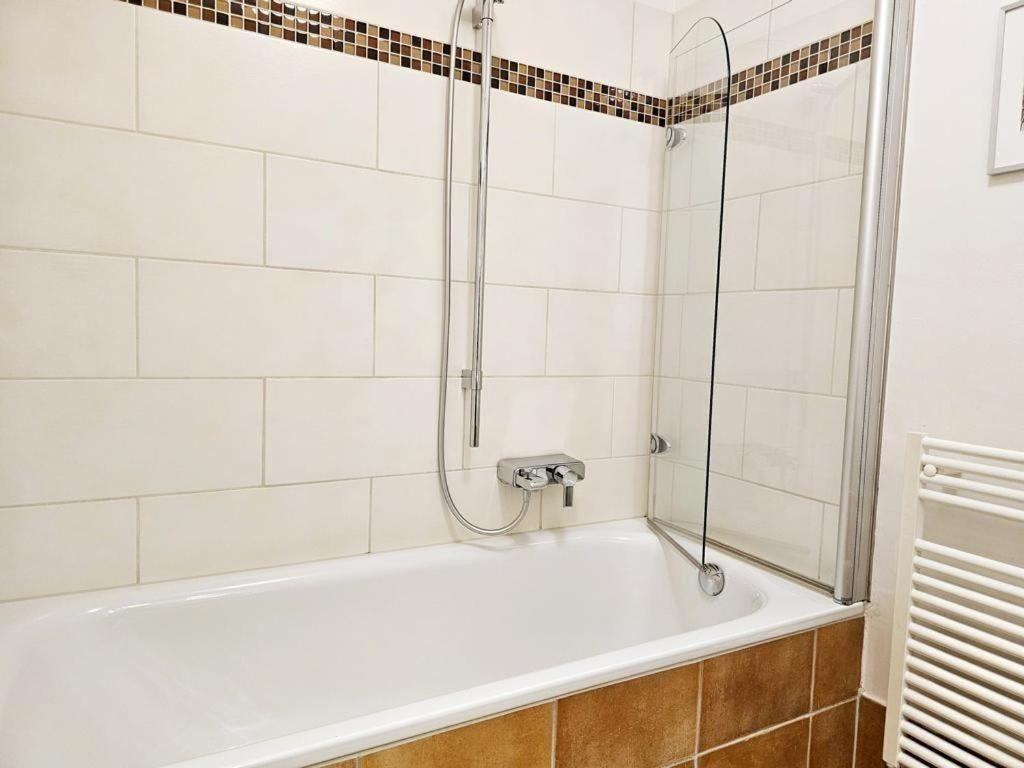 Residenz-Strandstrasse-14-Wohnung-16 Кюлунгсборн Екстер'єр фото